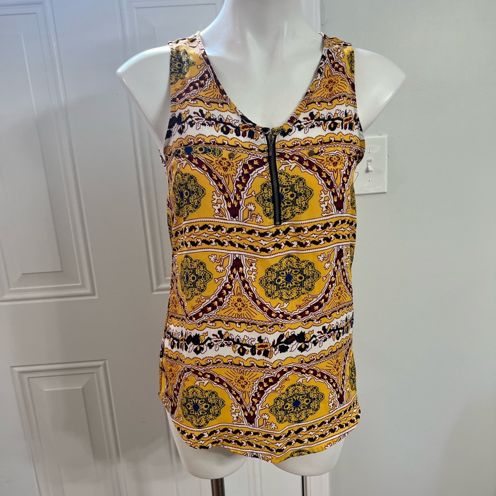 Yellow and White Sleeveless Tank Top with Bohemian Flair